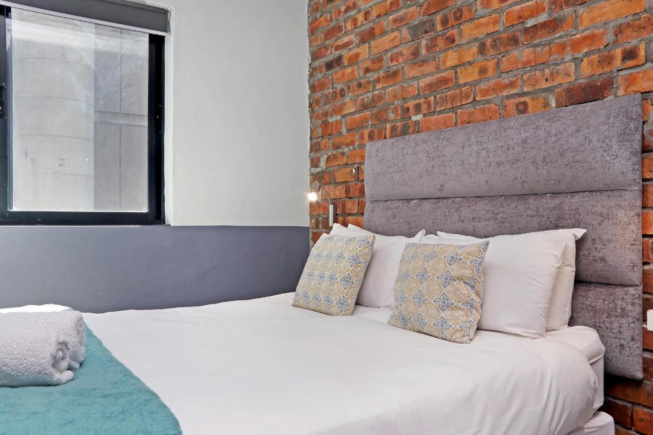 Happy Rhino Hotel Cape Town Exterior photo