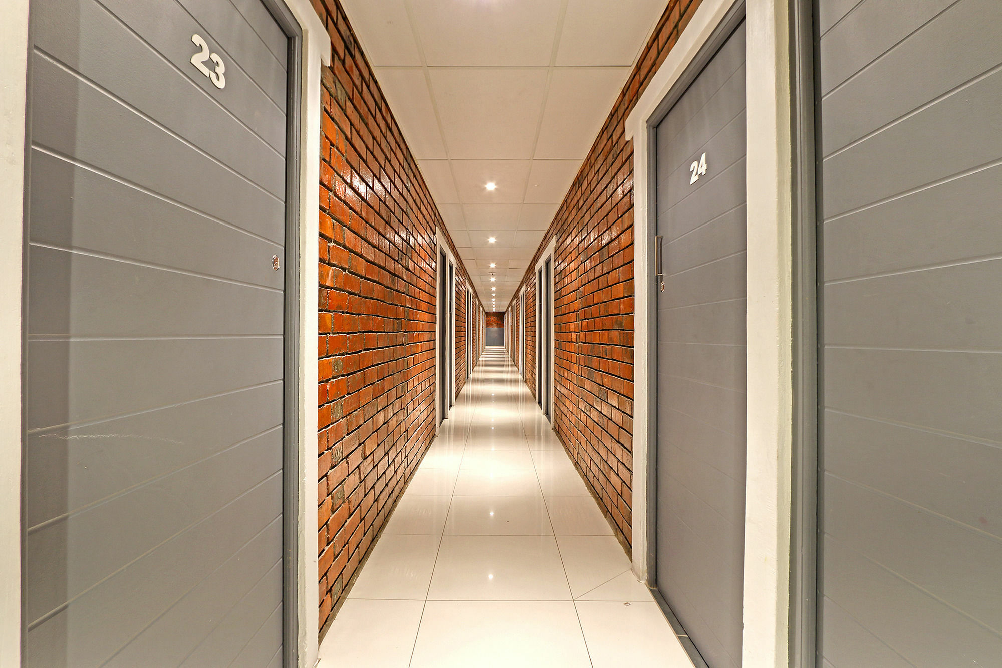 Happy Rhino Hotel Cape Town Exterior photo