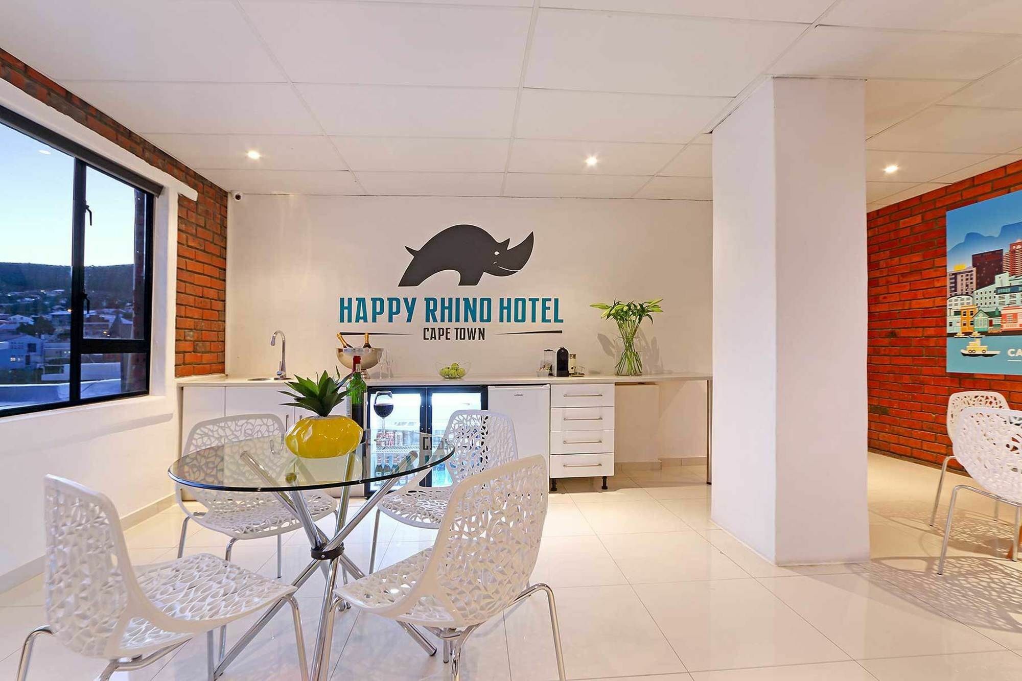 Happy Rhino Hotel Cape Town Exterior photo